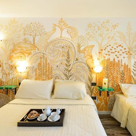 Hotel San Francesco E Il Lupo 古比奥 外观 照片