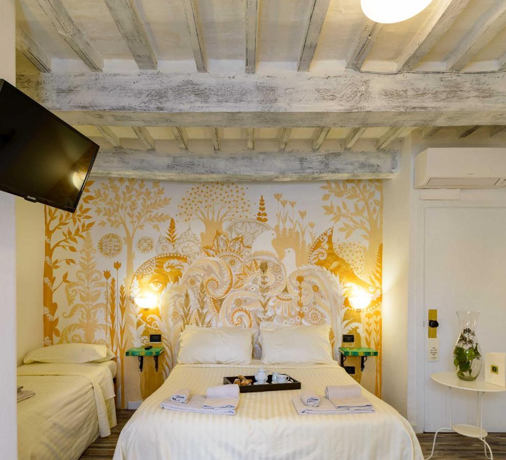 Hotel San Francesco E Il Lupo 古比奥 外观 照片