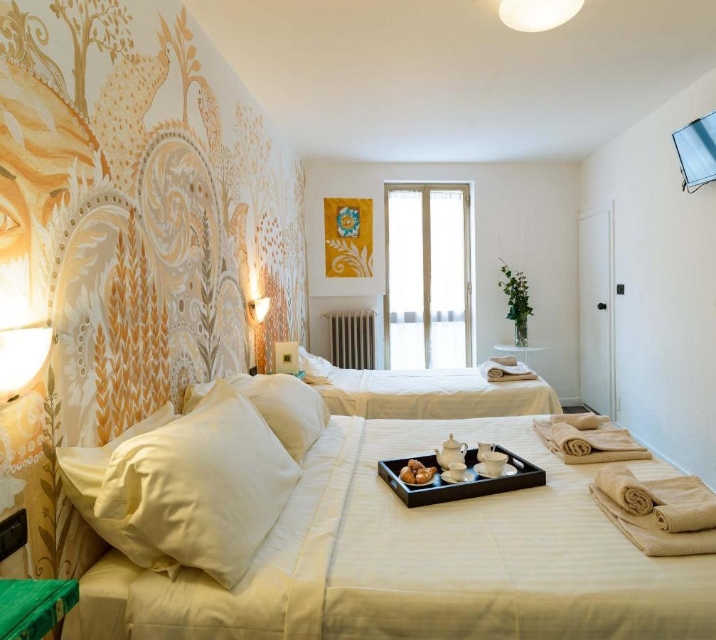Hotel San Francesco E Il Lupo 古比奥 外观 照片