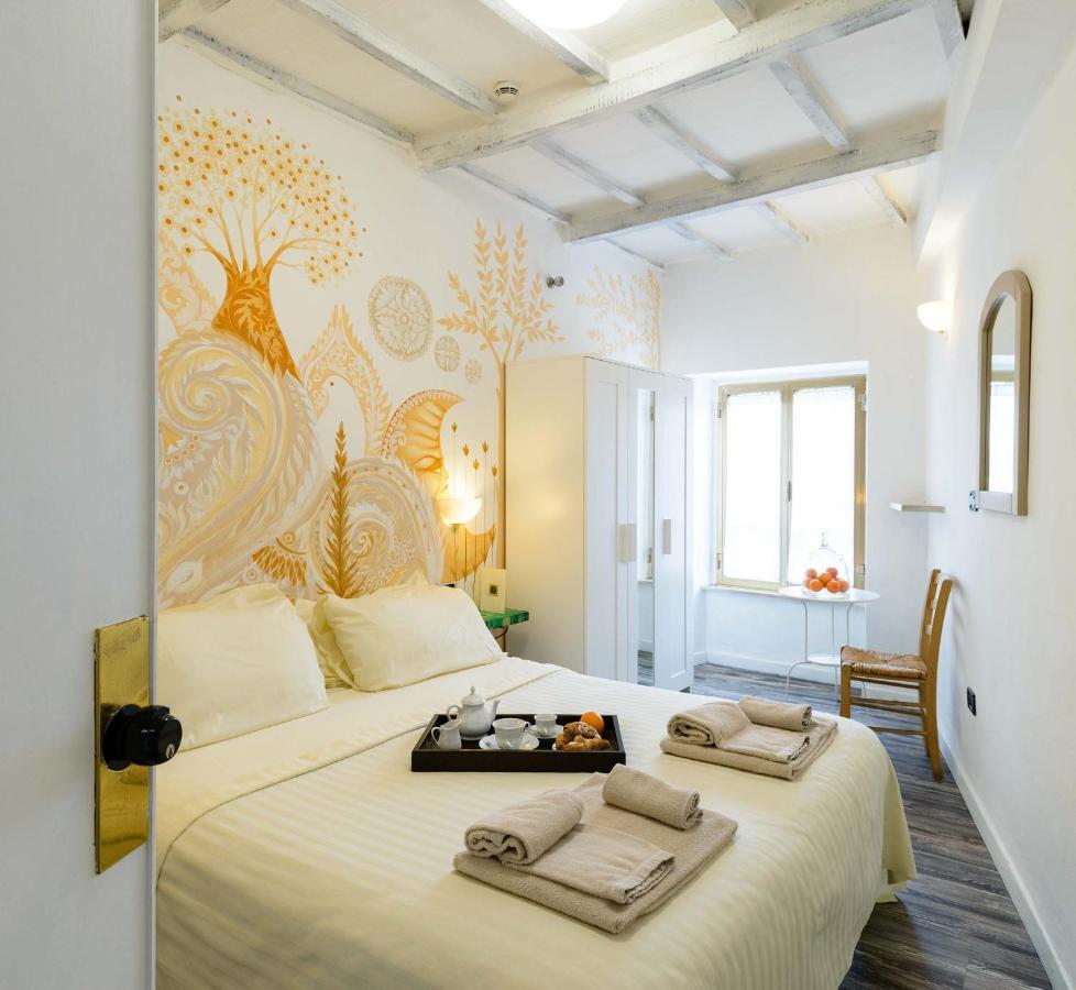 Hotel San Francesco E Il Lupo 古比奥 外观 照片