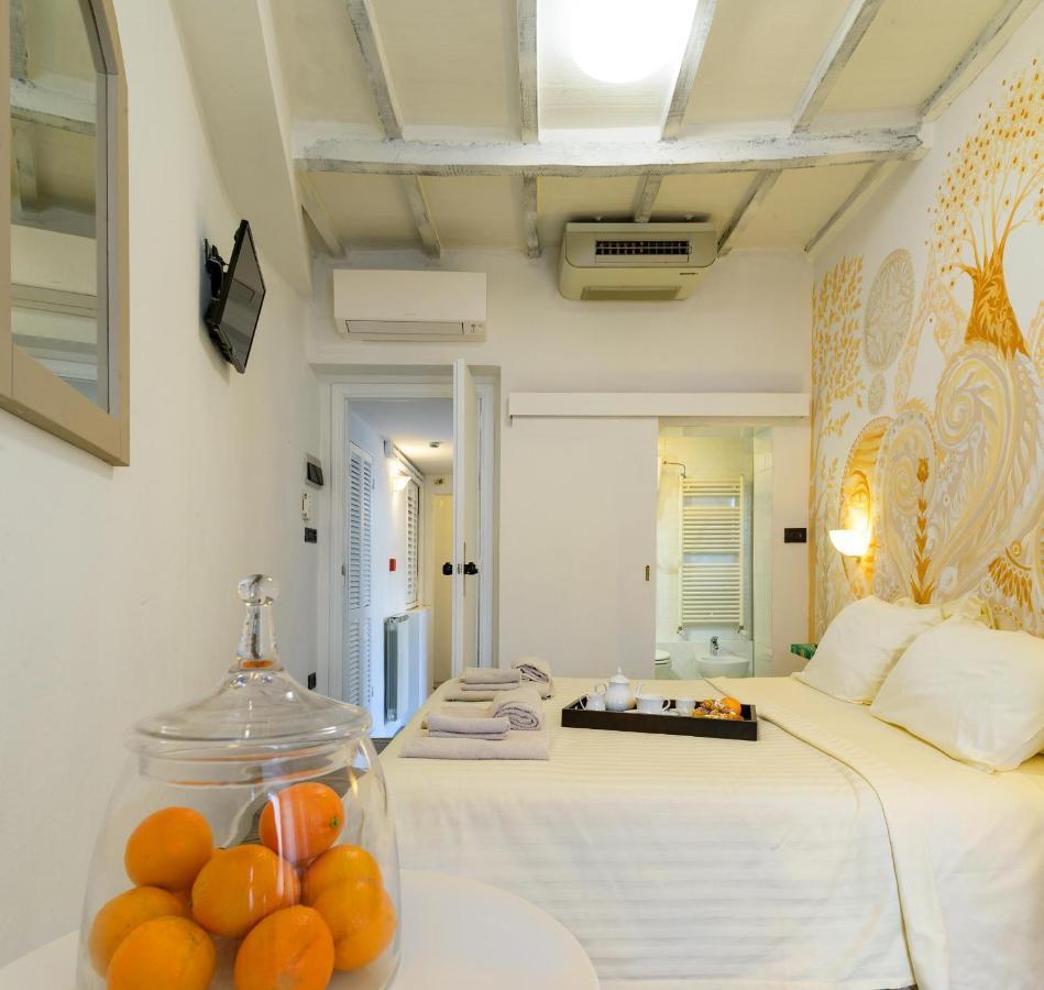Hotel San Francesco E Il Lupo 古比奥 外观 照片